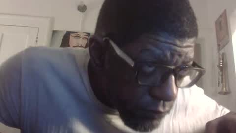 Snapshot of arteblazze chatting on 10/24/25, 03:14 Arteblazze not daddy boy bitch or nigga online show from 10/24/25, 03:14