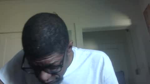 Snapshot of arteblazze chatting on 10/26/25, 03:51 Arteblazze not daddy boy bitch or nigga online show from 10/26/25, 03:51