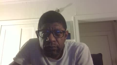 Snapshot of arteblazze chatting on 11/23/25, 03:06 Arteblazze not daddy boy bitch or nigga online show from 11/23/25, 03:06