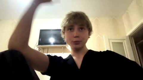 Snapshot of artem228play chatting on 06/02/26, 02:13 artem228play online show from 06/02/26, 02:13
