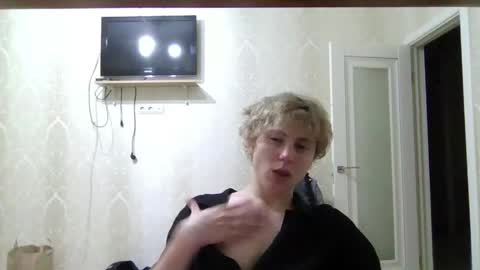 Snapshot of artem228play chatting on 06/10/26, 12:11 artem228play online show from 06/10/26, 12:11