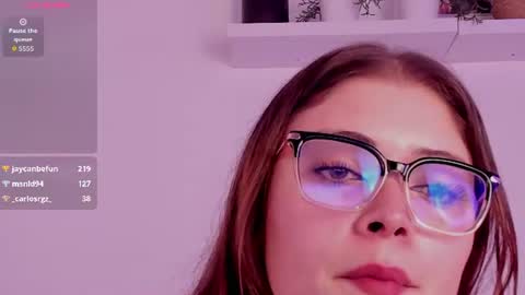 Snapshot of artemiix_ chatting on 06/11/26, 12:32 Samantha online show from 06/11/26, 12:32