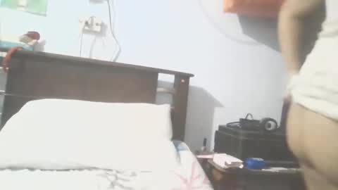 Snapshot of artemis951223 chatting on 02/02/25, 04:11 Artemis online show from 02/02/25, 04:11