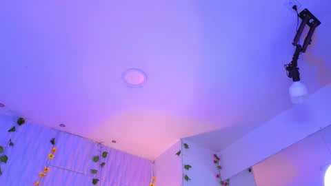 Snapshot of artemisa_leon chatting on 11/23/25, 05:13 artemisa_leon online show from 11/23/25, 05:13