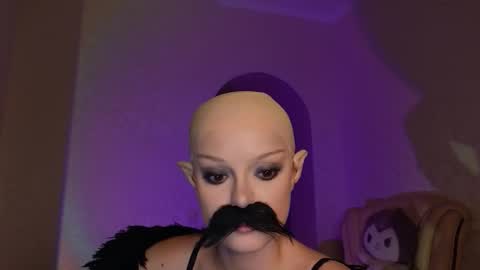 SEE U THURSDAY  online show from 10/31/25, 09:38