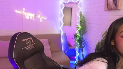 artemiss_tay online show from 10/25/25, 07:08