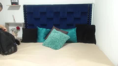 artemiza online show from 03/11/25, 12:06