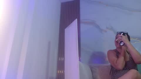 artemiza online show from 09/28/25, 12:32