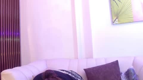 artemiza online show from 10/14/25, 12:28