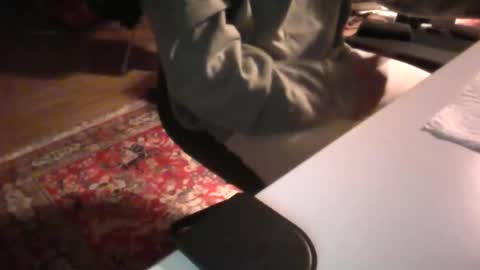 Snapshot of artesian99 chatting on 11/05/25, 12:32 artesian99 online show from 11/05/25, 12:32