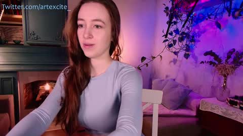 Snapshot of artexcite_ chatting on 03/12/25, 03:02 Lina online show from 03/12/25, 03:02