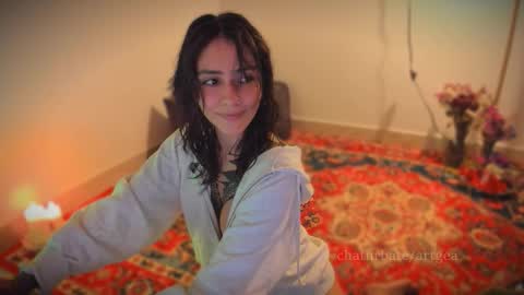 Linda  independent model artgeea online show from 10/30/25, 01:07