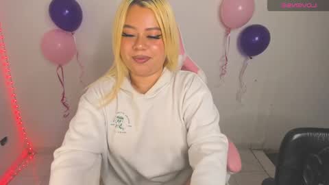 Val online show from 10/30/25, 10:54