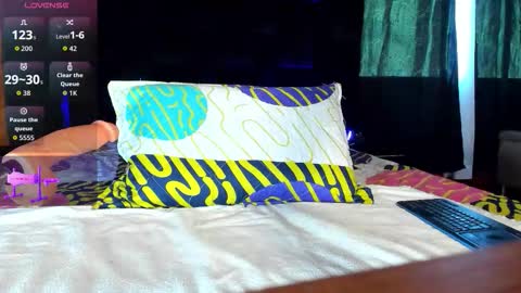 Arthur online show from 11/04/25, 01:32