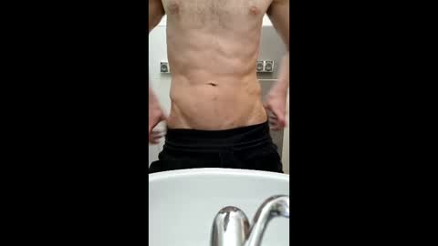 artii_sperm_shot online show from 05/04/26, 09:33
