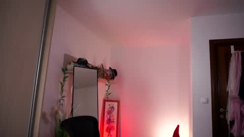 Amalia online show from 01/22/25, 08:18