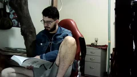 Snapshot of artorias_4 chatting on 12/20/24, 04:09 artorias 4 online show from 12/20/24, 04:09