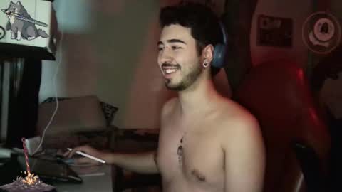 Snapshot of artorias_4 chatting on 01/22/25, 05:48 artorias 4 online show from 01/22/25, 05:48