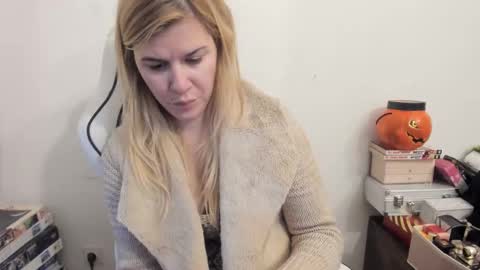 MIA online show from 01/21/25, 03:21