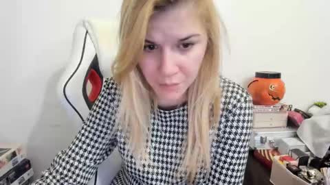 MIA online show from 01/25/25, 07:49