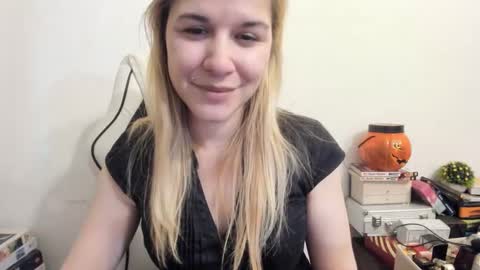 MIA online show from 02/05/25, 06:04