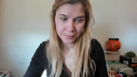MIA online show from 02/08/25, 01:11