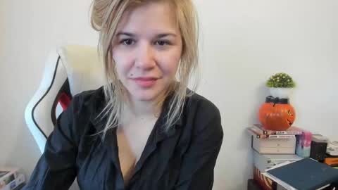 MIA online show from 02/16/25, 09:15