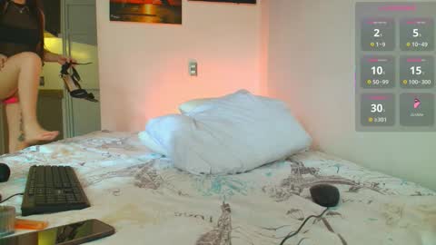 Snapshot of artt_juli chatting on 03/10/26, 08:14 Im juli online show from 03/10/26, 08:14