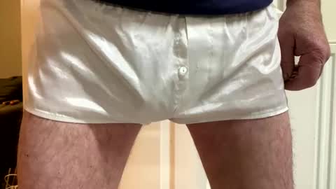 arty823658 online show from 12/20/24, 11:43