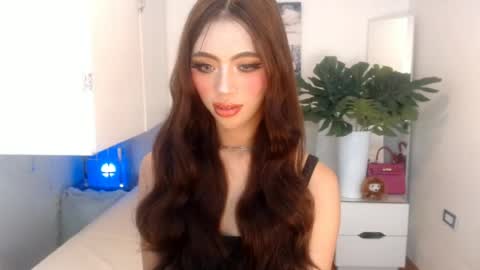 Snapshot of ary_99x chatting on 07/23/26, 07:12 Ariella online show from 07/23/26, 07:12