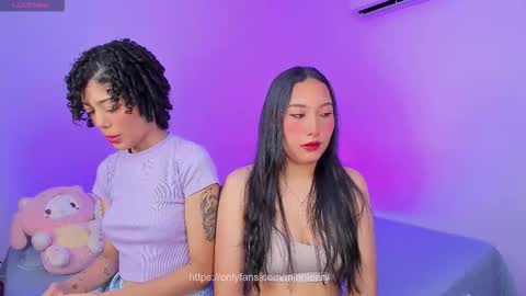 Ariana and Kelsieh online show from 11/13/25, 05:34