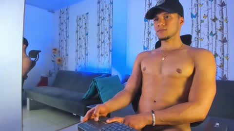 antoni online show from 01/12/25, 02:19