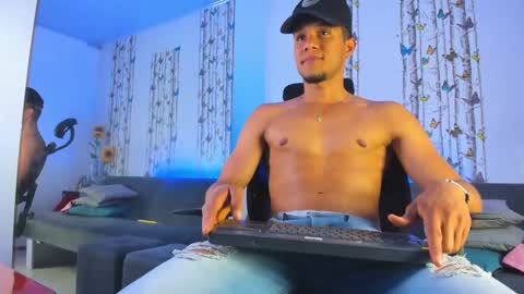 antoni online show from 01/12/25, 05:22