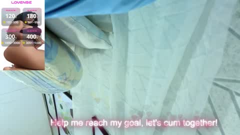 Snapshot of ary_salome1 chatting on 10/18/25, 02:03 Ary Salome1 online show from 10/18/25, 02:03