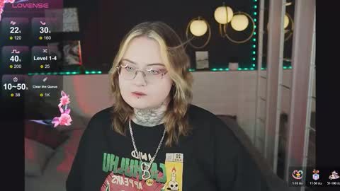 Snapshot of arya__addams chatting on 11/07/25, 09:48 Arya online show from 11/07/25, 09:48