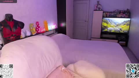 Snapshot of arya_deepthroat_queen chatting on 02/19/25, 02:44 Arya  Fn  Talented Arya   online show from 02/19/25, 02:44