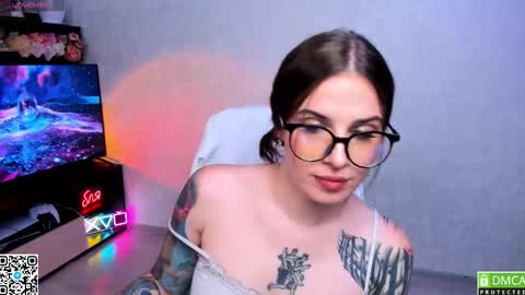 Snapshot of arya_deepthroat_queen chatting on 09/27/25, 01:10 Arya  Fn  Talented Arya   online show from 09/27/25, 01:10