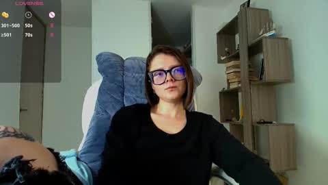 Snapshot of arya_starkw chatting on 10/16/25, 02:40 Ary 3 online show from 10/16/25, 02:40