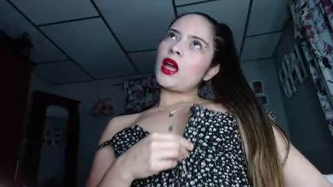 Snapshot of arygreey7 chatting on 11/19/25, 01:16 ximena online show from 11/19/25, 01:16