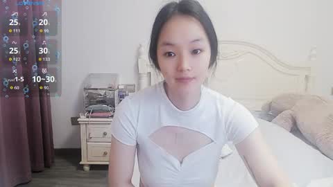 Lily online show from 06/08/26, 03:29