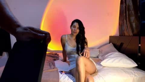 FELIPE  CAMILA ADAMS     online show from 01/12/25, 11:58