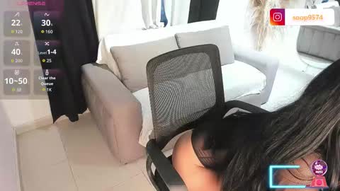 Snapshot of arysweet69 chatting on 10/18/25, 03:46 Ary online show from 10/18/25, 03:46