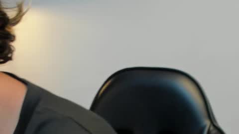 AsamiHattori  online show from 10/16/25, 11:11