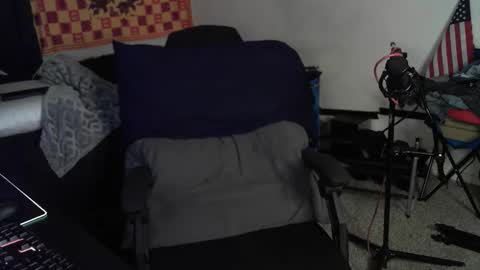 devilPup75 online show from 10/15/25, 03:06