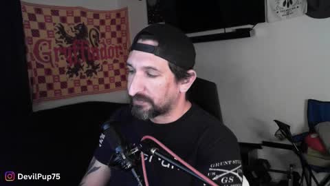 devilPup75 online show from 10/30/25, 02:13