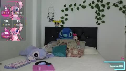 Snapshot of asenaesmee chatting on 10/21/25, 07:03 Asena online show from 10/21/25, 07:03