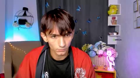 ash_raven_ online show from 09/24/25, 07:06