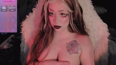 Snapshot of asha_nekooo chatting on 10/18/25, 11:38 Sasha next stream December 4st  at  0000- 0030 am German time online show from 10/18/25, 11:38