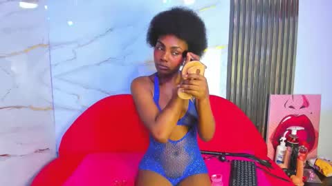 Snapshot of asha_zuri69 chatting on 05/15/26, 01:18 asha_zuri69 online show from 05/15/26, 01:18