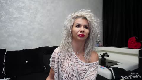 Asha online show from 01/03/25, 02:43